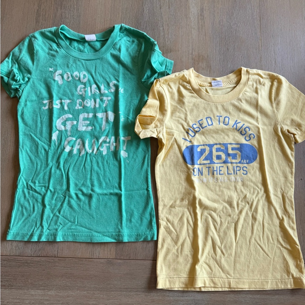 Abercrombie & Fitch Green and Yellow Short Sleeve Tees